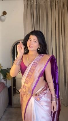 বস একটি সিগারেট ধরিয়ে টান মারলেন আর আমাকেও দুই চার দিলেন টানতে